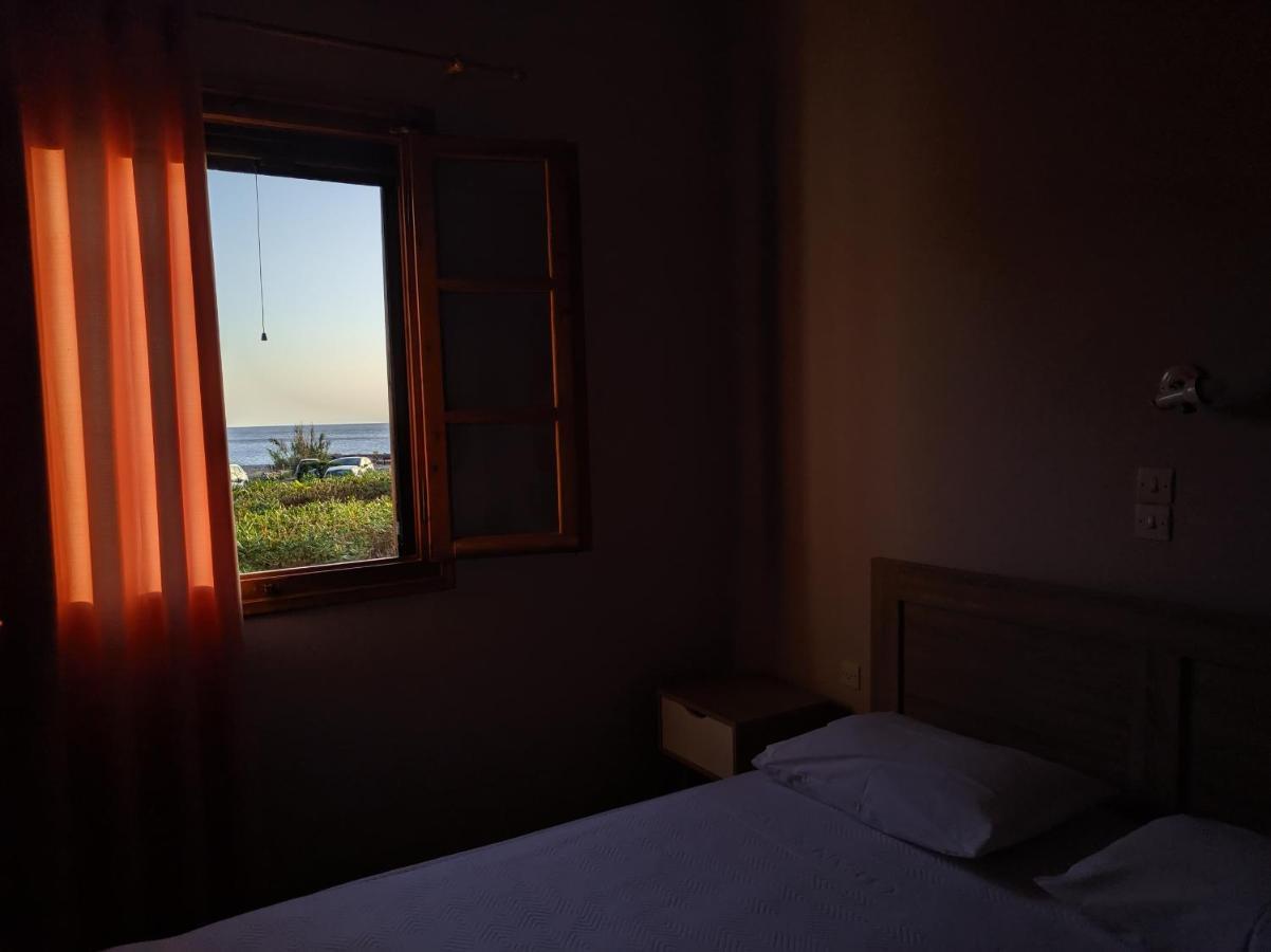 Tramonto Nel Delfini Kini Exterior foto