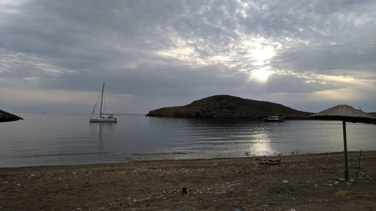 Tramonto Nel Delfini Kini Exterior foto